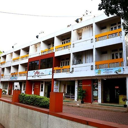 Hotel Durvankur Ganpatipule Buitenkant foto