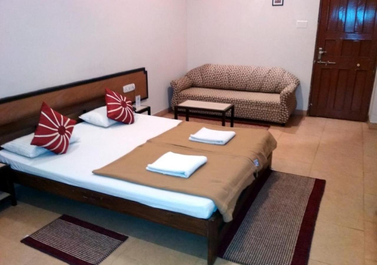 Hotel Durvankur Ganpatipule Buitenkant foto