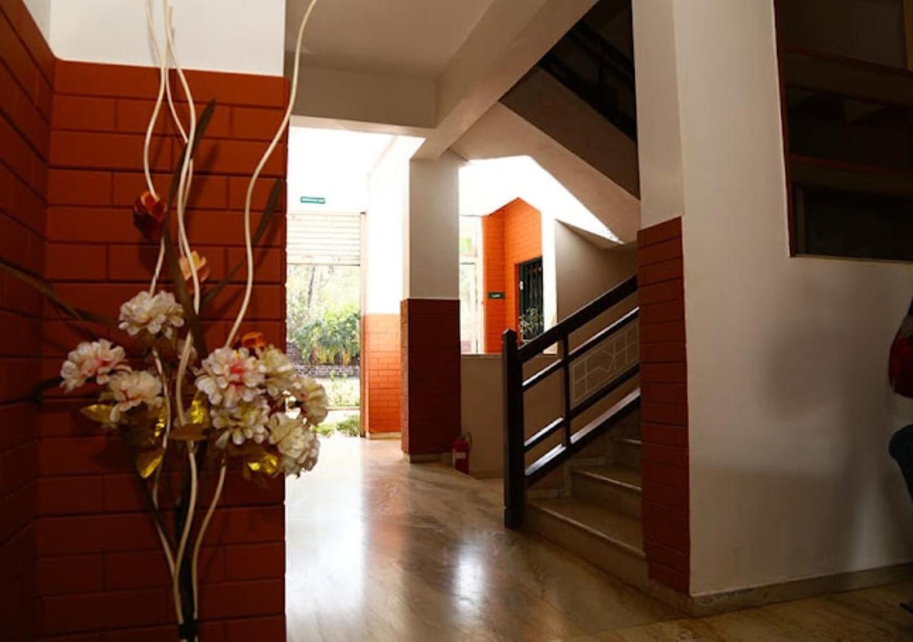 Hotel Durvankur Ganpatipule Buitenkant foto