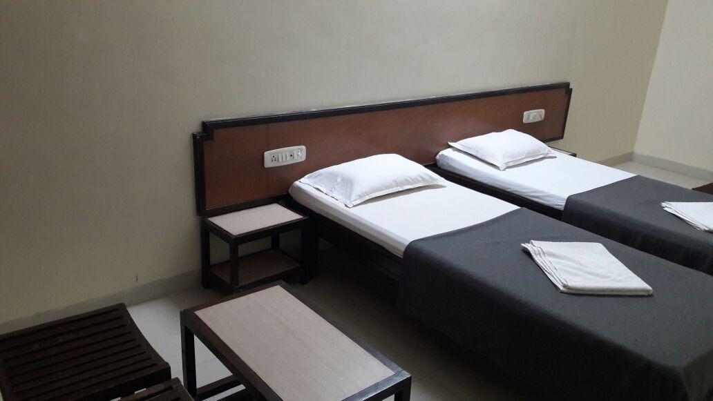 Hotel Durvankur Ganpatipule Buitenkant foto